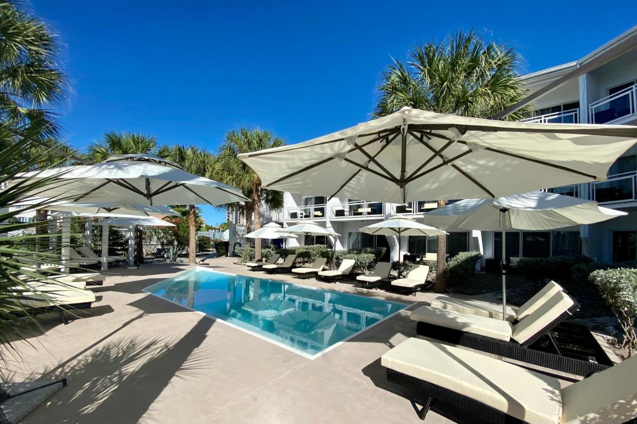 Grace Bay Suites Екстериор снимка