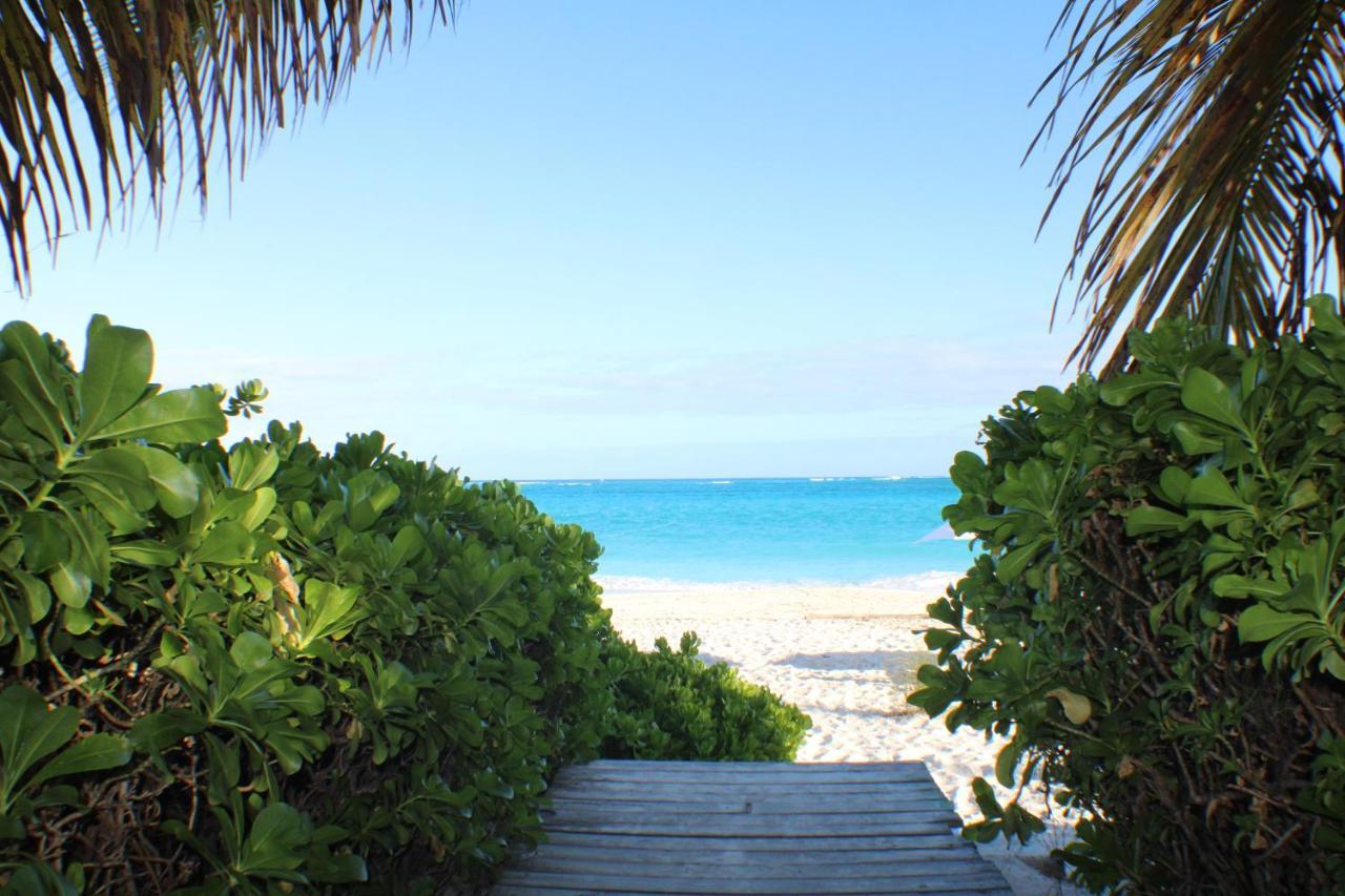 Grace Bay Suites Екстериор снимка